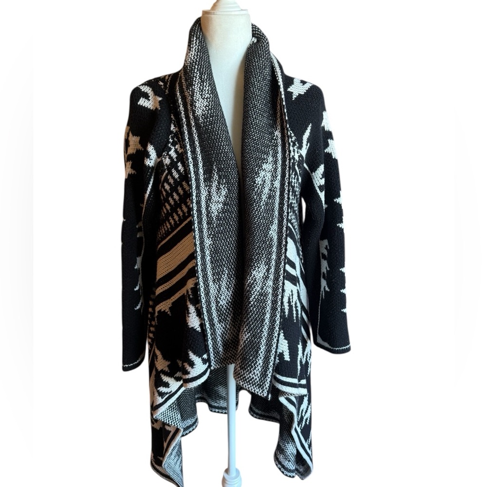 Calvin Klein sweater cardigan jacket white black Aztec print size large